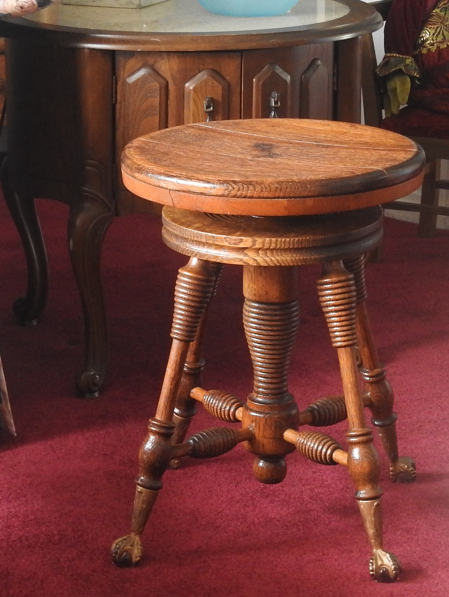 Organist’s stool used by Otto HHolm when sewinng horse harnesses