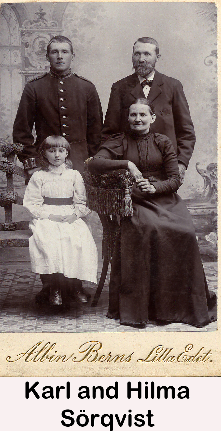 Frida's parents Carl with her sister and brother