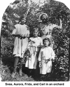 Frida and children with apples