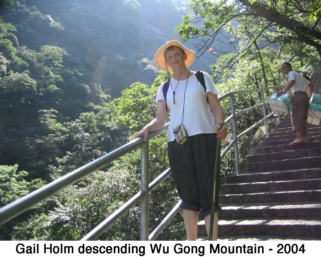 Gail descending Wu Gong mountain