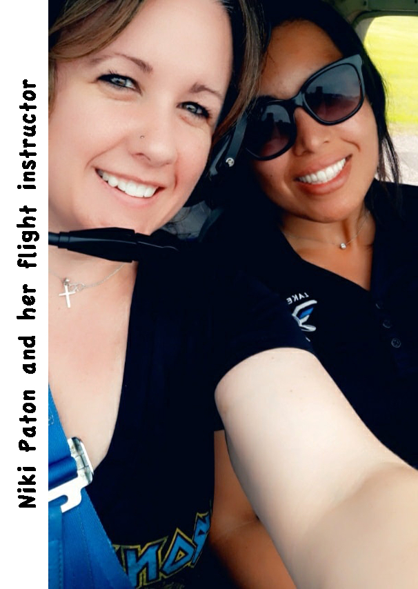 Selfie of Niki and her flight instructor